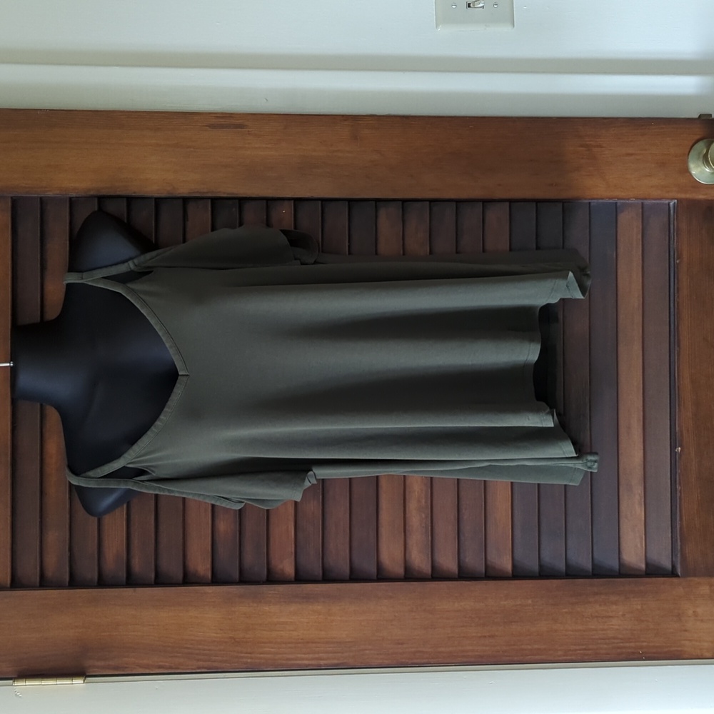 A.N.A peekaboo dark olive green top in size L